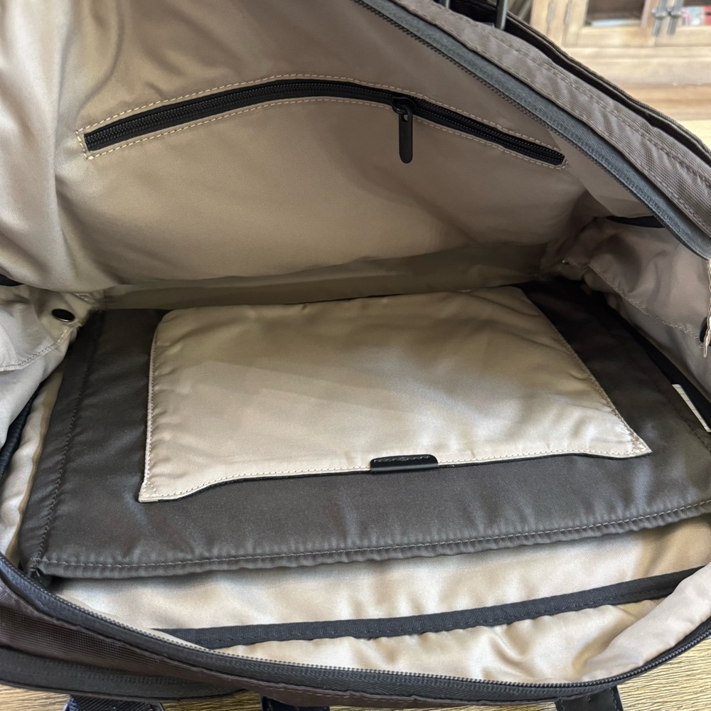 Victorinox Werks‎ Pro 2.0 2 Way Carry Laptop Bag Briefcase Earth Brown - Picture 6 of 16